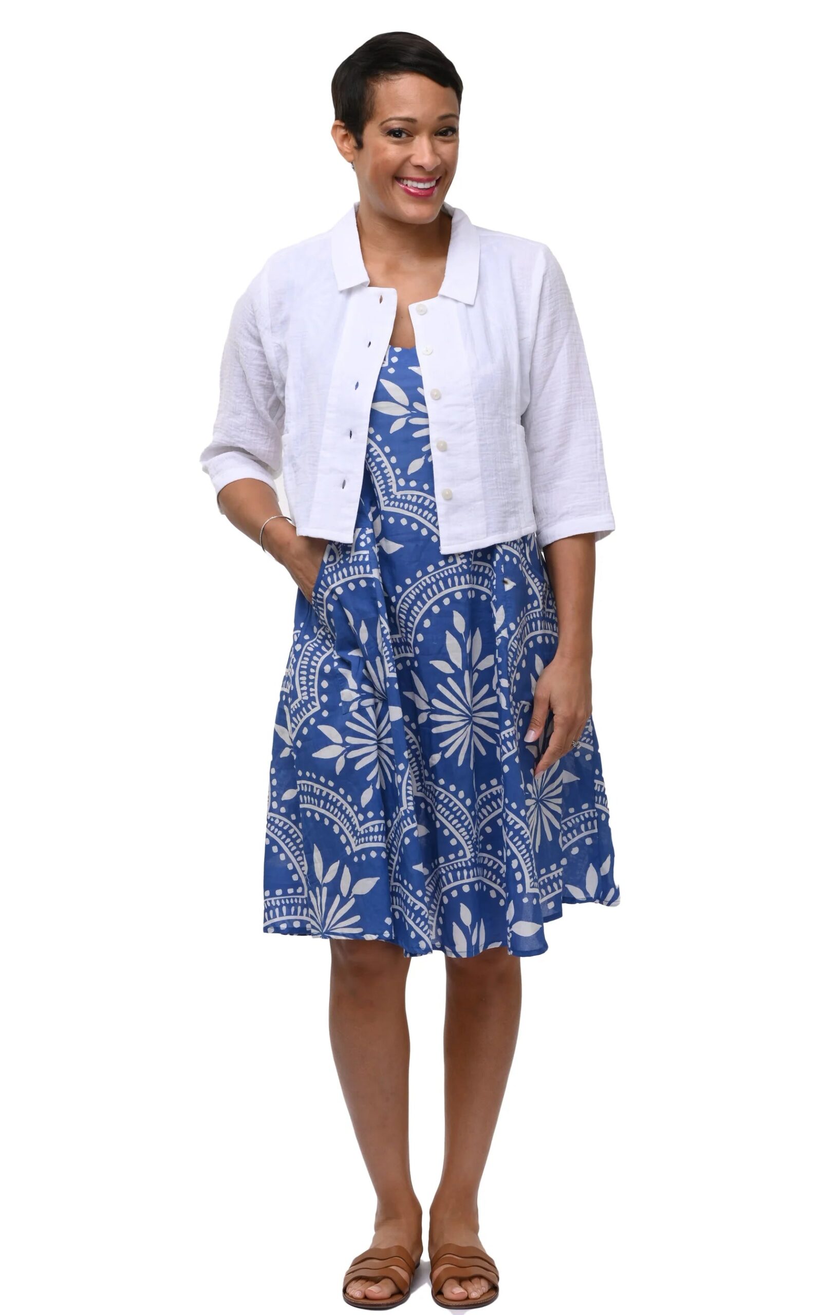 vcg503 parker jacket in white over cv418 myla in delft mosaic second.jpg vcg503 parker jacket in white over cv418 myla in delft mosaic second.jpg